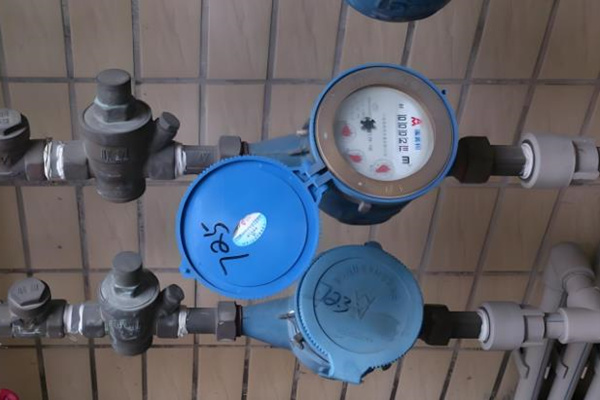 電子遠傳水表選購技巧，30年水表專家經驗總結！